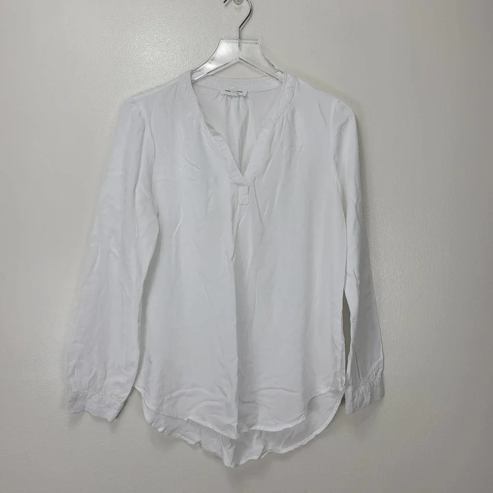 beachlunchlounge split neck long sleeve top white small casual